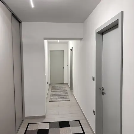 Апартаменты Apartma Hany Копер